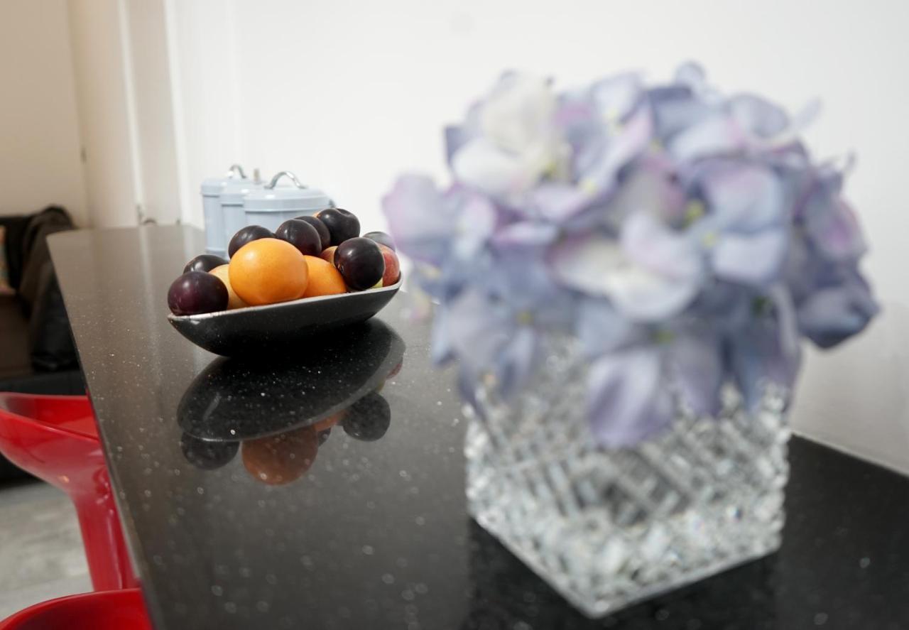 Luxury London Garden Home Sleep 7, 2 Mins To Metro Exterior foto